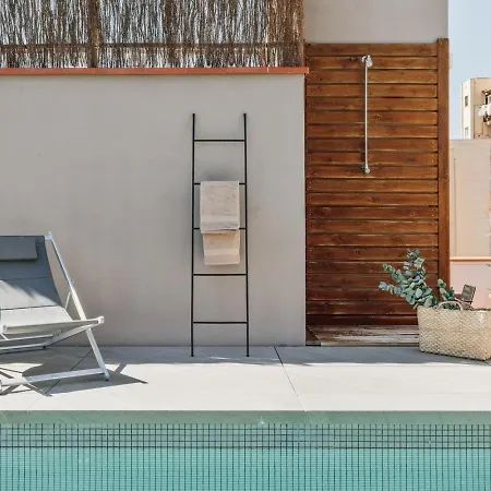 Spacest - Carrer De Josep Torres G Barcelona